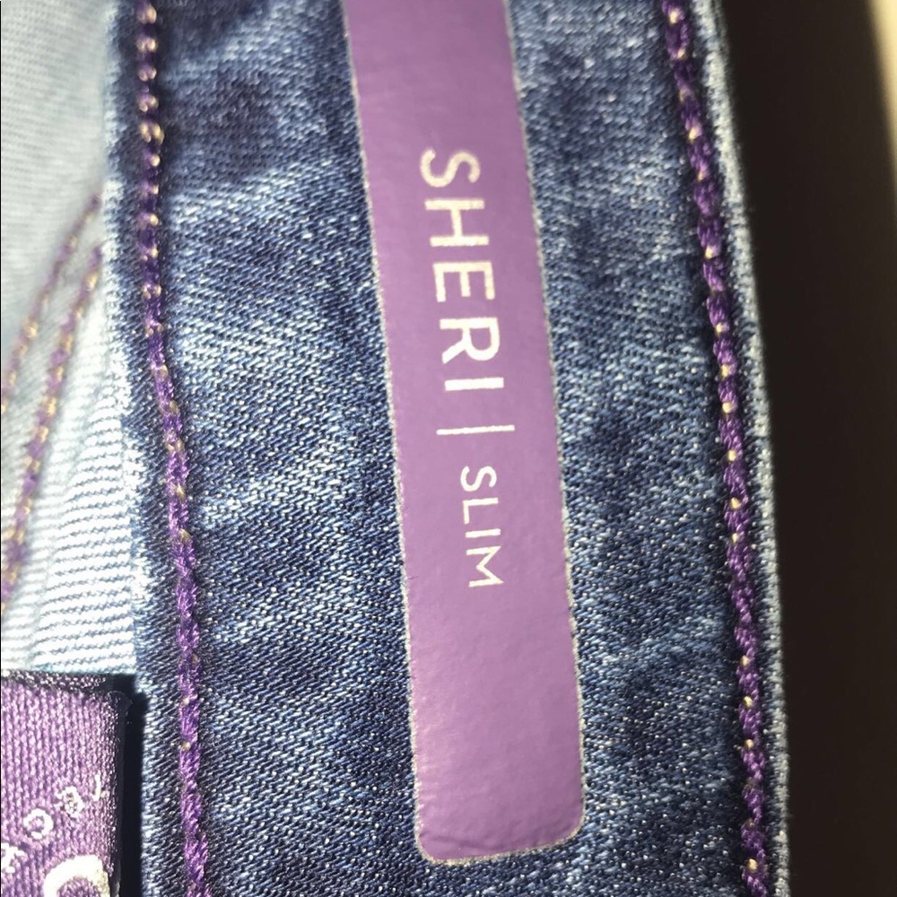 Sheri Slim jeans